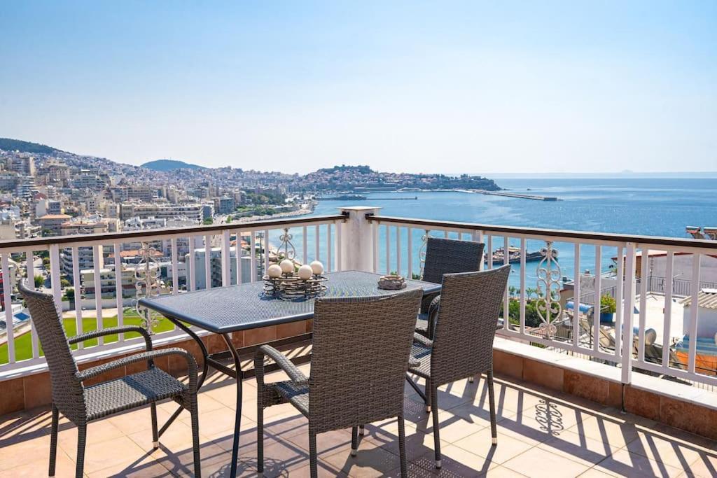 Finas Penthouse,Private Terrace,Great View,Mins From Sea Apartment Kavála ภายนอก รูปภาพ