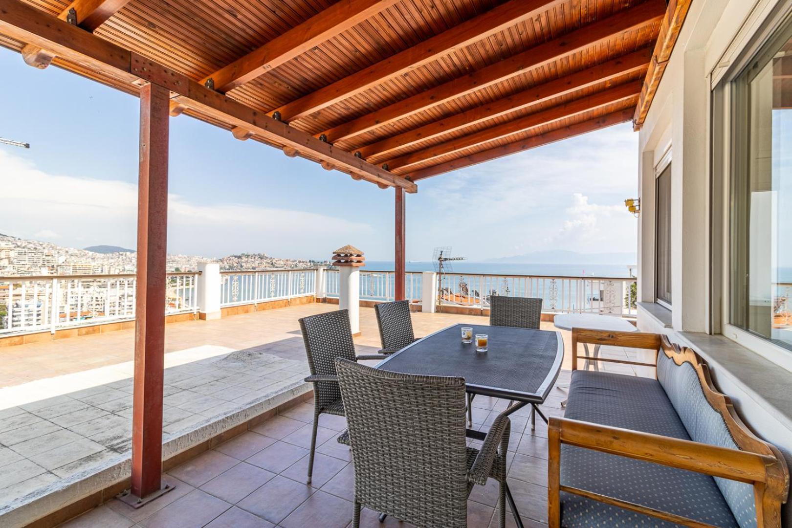 Finas Penthouse,Private Terrace,Great View,Mins From Sea Apartment Kavála ภายนอก รูปภาพ